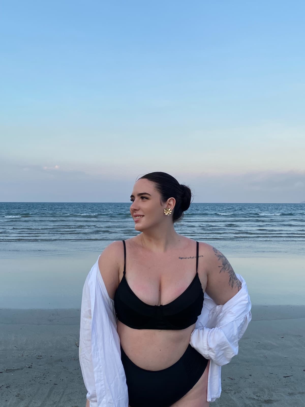 Example pose template — Vacay poses